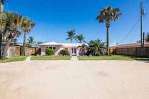 Salty Dog direct oceanfront luxurious retreat!
