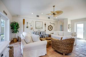 Salty Dog direct oceanfront luxurious retreat!