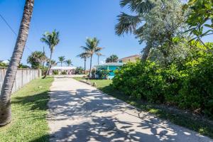 Salty Dog direct oceanfront luxurious retreat!