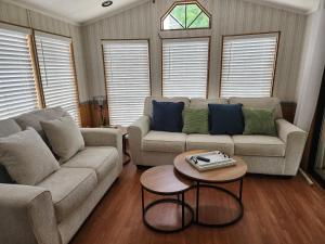 Badin Shores Lake Home Lots of Amenities