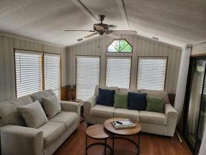 Badin Shores Lake Home Lots of Amenities