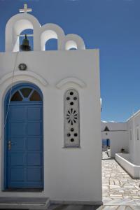 Porto Raphael Residences & Suites Tinos Greece