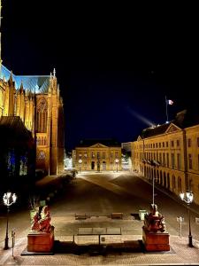 Otentik Noblesse Royal View