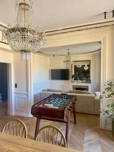 Appartements Otentik Noblesse Royal View : photos des chambres