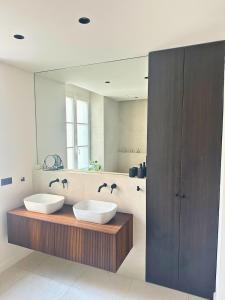 Appartements Otentik Noblesse Royal View : photos des chambres