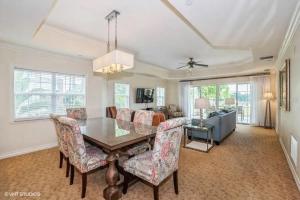 3 Bedrooms 3 Bathrooms Re7602-201Cc