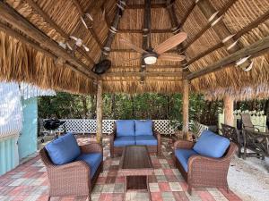 Stylish RV with 2 Bedrooms, 2 Lofts and 2 Bathrooms