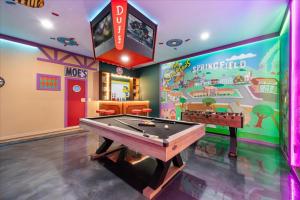 10 Bedrooms 8 Bathrooms Windsor Cay 15953Cc