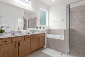 4 Bedrooms 3 Bathrooms Solterra 4072 Od