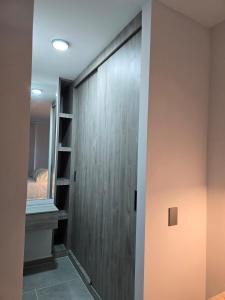 Apto fresco cómodo cerca a Foscal y Cañaveral