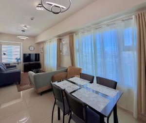 1 Bedroom Condo near US Embassy and St Lukes Medical Clinic