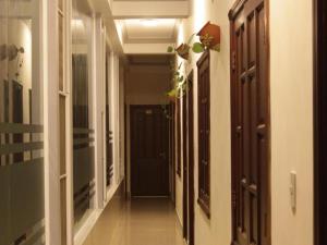Au Lac Hotel