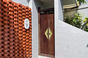 Dancing Hana Villa Nusa Dua - 1 Bedroom Villa with Sharing Pool Minimum Stay 2 Nights