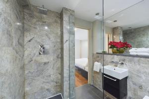 3 bedrooms flat Oxford Street