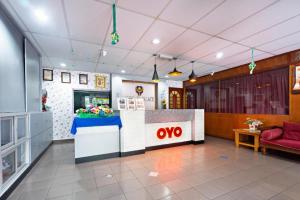 OYO 90929 DJ Hotel