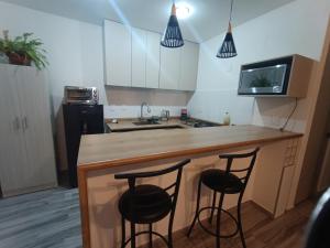 Apartment with private entrance and access to roof-garden