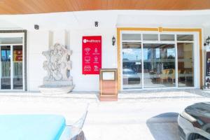 Hotel Vanna Angeles City Pampanga by RedDoorz