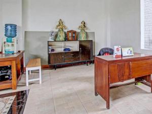 OYO 91920 Pondokku Inn