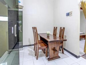 OYO 91920 Pondokku Inn