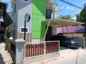 Super OYO 93085 Homy Stay Syariah