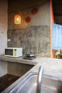 Baannoi Nornmuan retreat vacation rental & workshop Chiang Mai