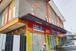 OYO 94251 Sman House