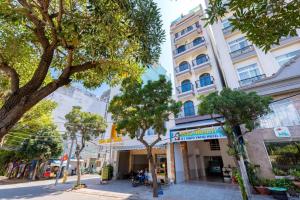 Gold Holiday Hotel