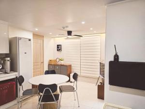 2Room단독사용,상수역3분,각방에어컨,홍대거리,교통편리,무료 짐보관