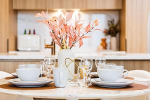 2B2B1S Free Parking Melbourne SGL