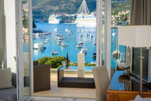 Adriatic Deluxe Apartments 