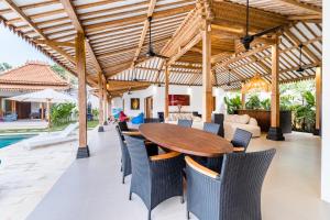 Villa Korai brand new - Spacious 4bdrs villa - Balangan Beach