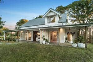 Meadows Estate