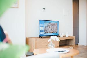 3Br2Ba 1So Spectacular Views Southbank SP-07