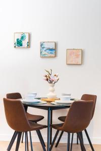 Modern 2BR2Bth wBathtub SthCross WSP-41D