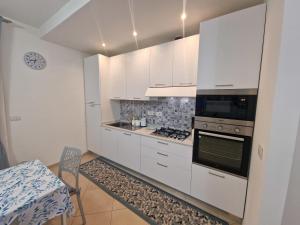 Parigi Apartment Via Verga, 6posti letto RifA747