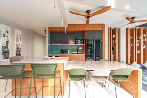 V160 Beautiful Sea View Full Smart House 3BR