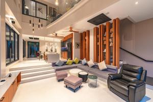 V160 Beautiful Sea View Full Smart House 3BR