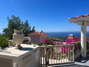Villa Eirini Kamares Tala Luxury Sea View