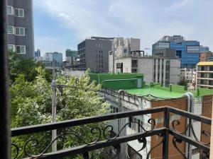 701, Seongsu Station Jungnangcheon Cherry Blossom Road Han River airport bus