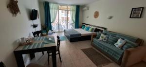 Stunning Sea View Studio in Andalucia Beach Hotel by Flat Mаnager