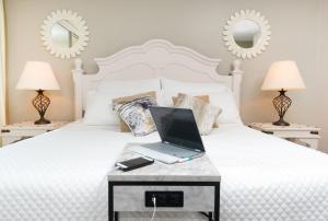 Shores of Panama 405 condo