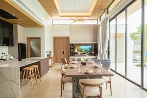 Mouana Residence Song Khun Chalong 5-bedroom Pool Villa 89-11 - 4hvězdičkové hotely ve městě Chalong