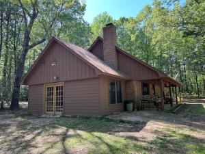 Priv Hidden retreat ATV trails spa fishing outdoor activities