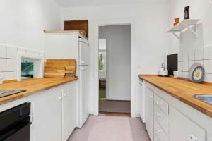 Renovated Cottage Near Forest And Beach