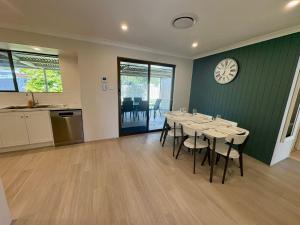 Broadwater Beach Cottage