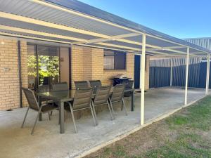 Broadwater Beach Cottage