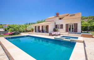 Villa Olive by Villas Guide