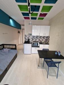 Dianas Cozy 7 Studio