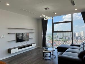 Big Big 3 bedroom in Cau Giay with spectular view