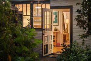 Garden Hideaway Quiet Richmond Stay Near MCG